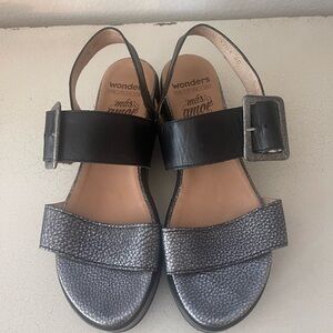 Wonders Black and Silver Women's Platform Sandals